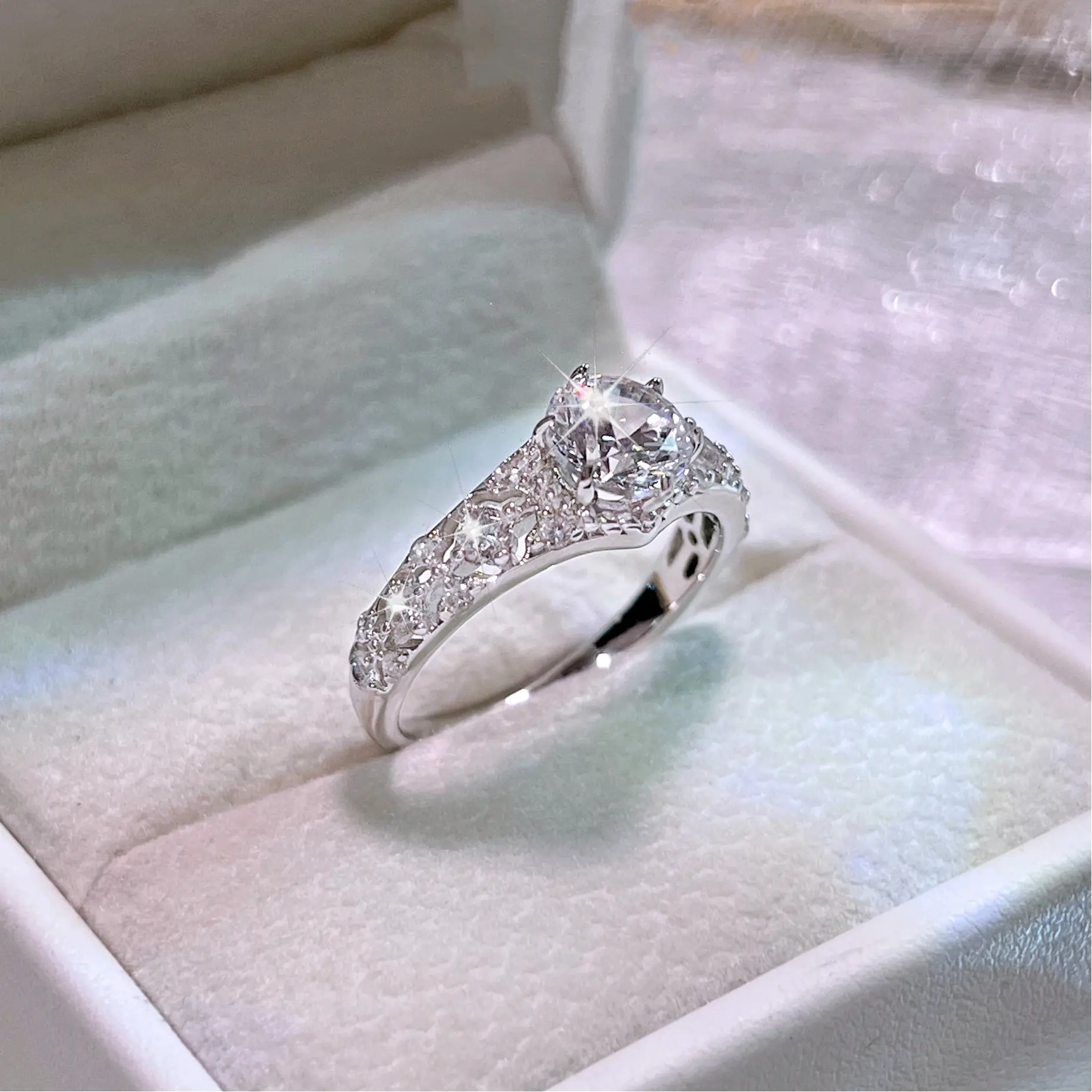 Magnetology Moissanite Diamond Ring