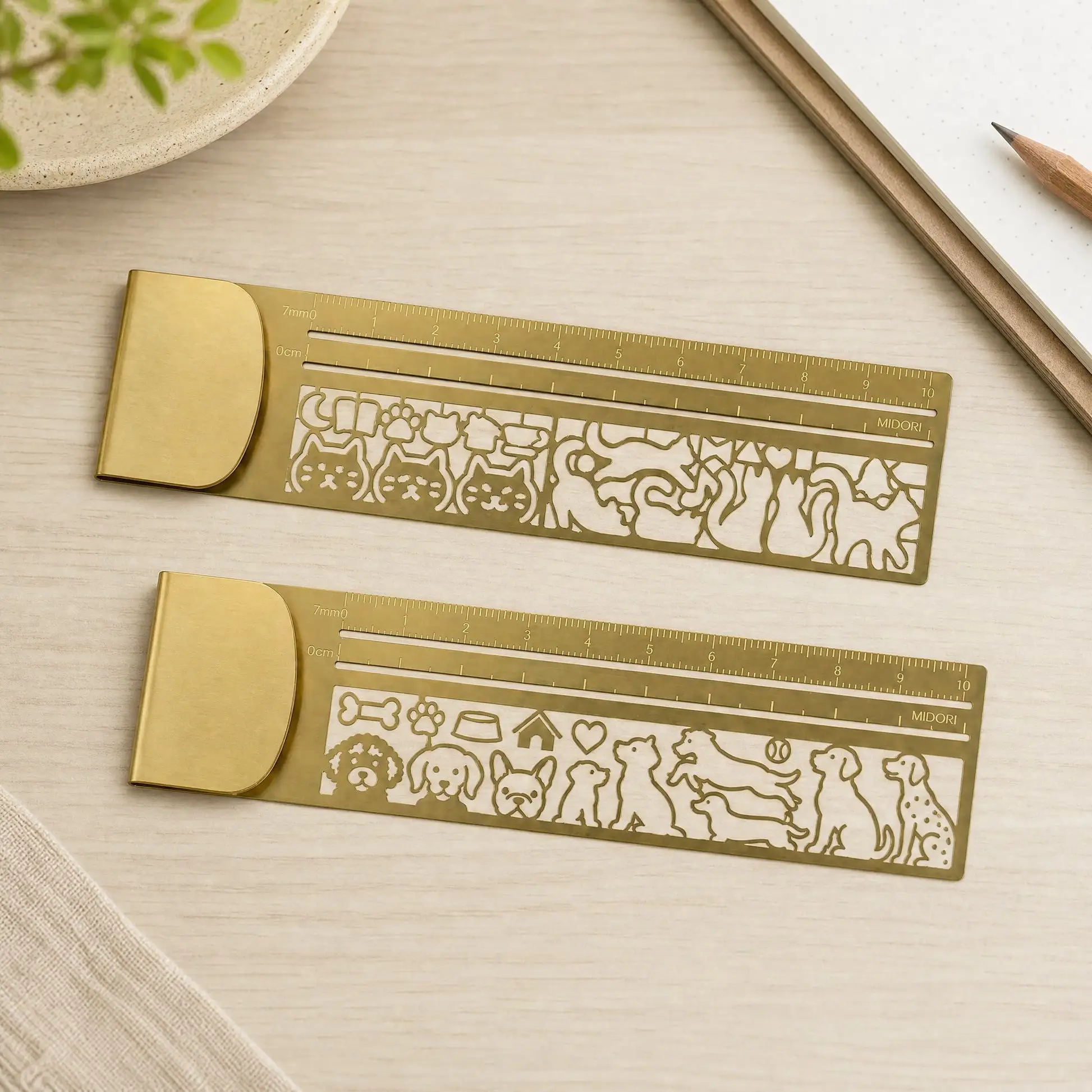 Cat Lover’s 3-in-1 Metal Bookmark Ruler - Image 17